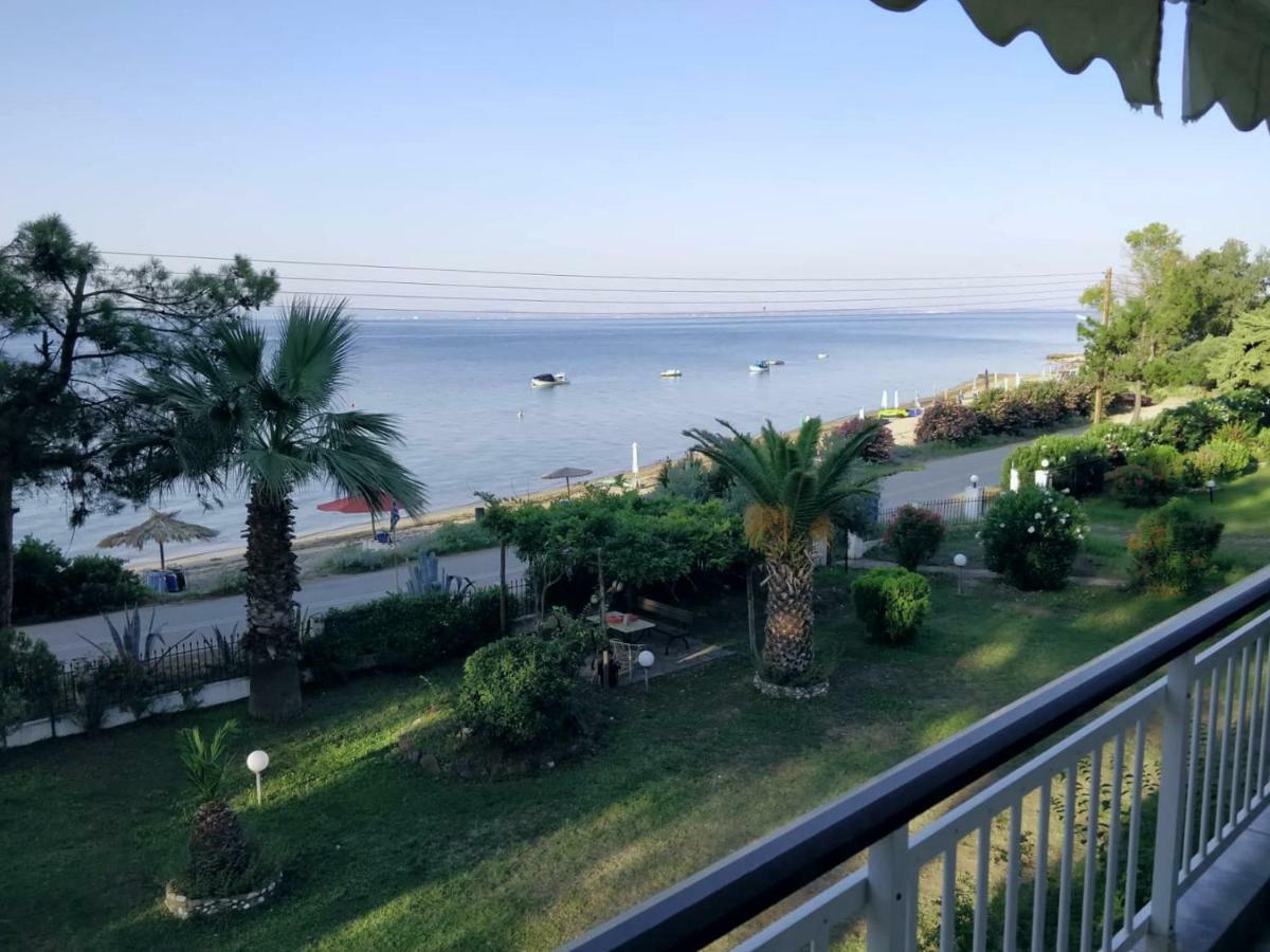 Nanas Apartment Metamorfosi  Dış mekan fotoğraf